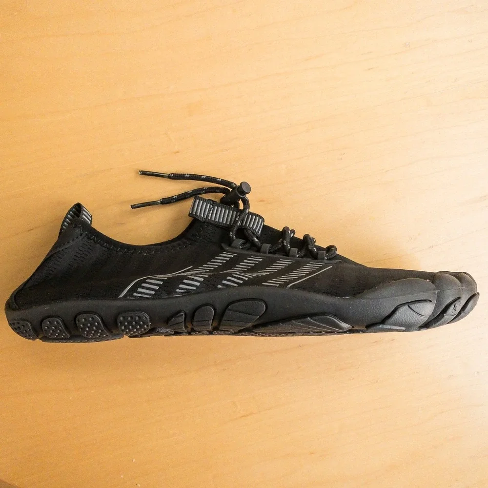 SAYOLA Water Shoes Mens Size 9.5 Black Quick Dry Aqua Swim Barefoot Beach Surf - Picture 16 of 16